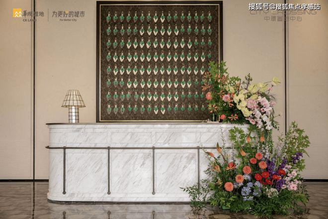 ·望雲售楼处发布：书写未来尊尚生活!CQ9电子有限公司今日@中环置地中心(图3)